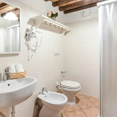 Le Debbiare-4 By Interhome